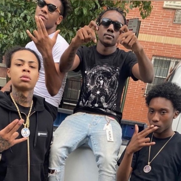 Meet your Posher, Isaac - Picture 1 of 1